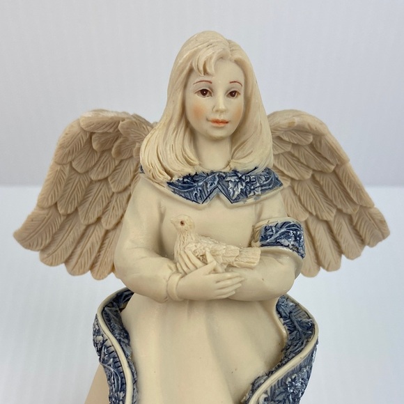 Sarah's Angels Dove Figurine by Mindspring Studios 2005 Resin - Picture 2 of 10